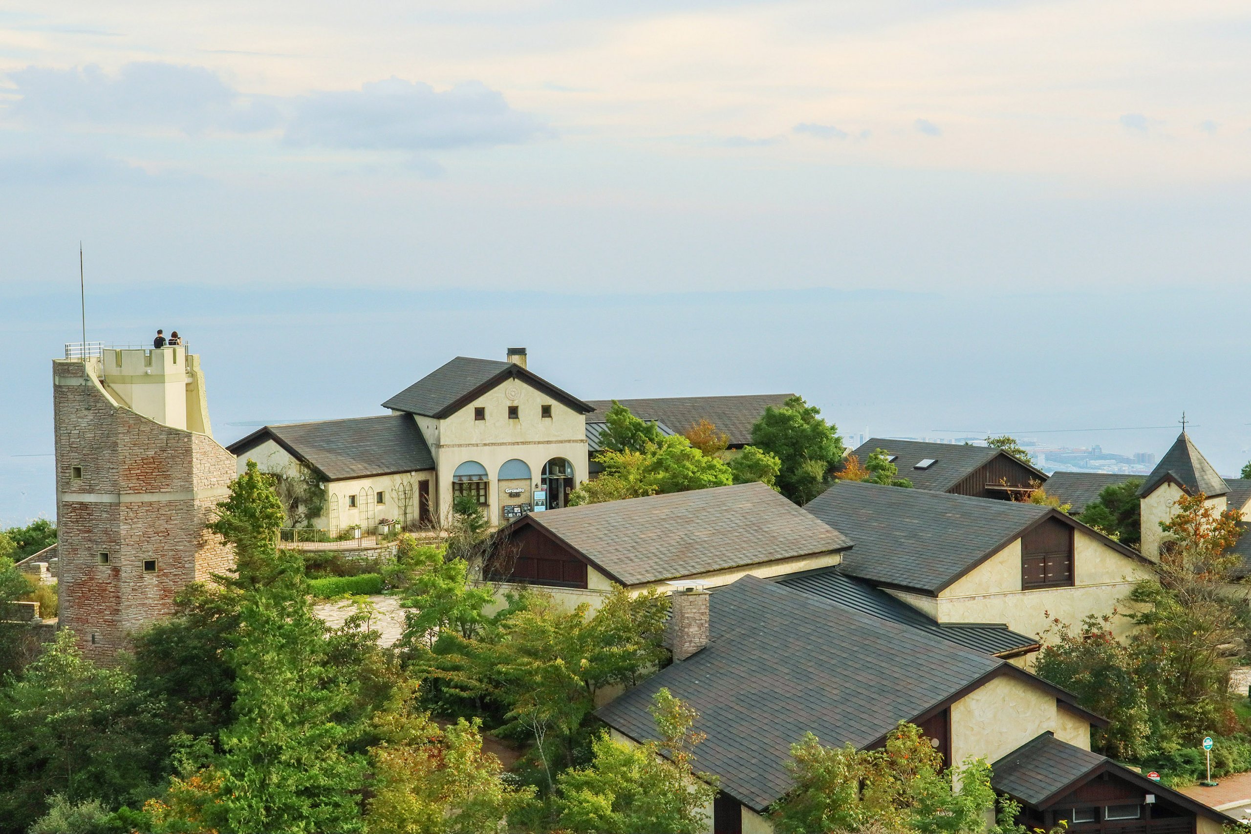 🏞️ 롯코 가든 테라스 이미지 1